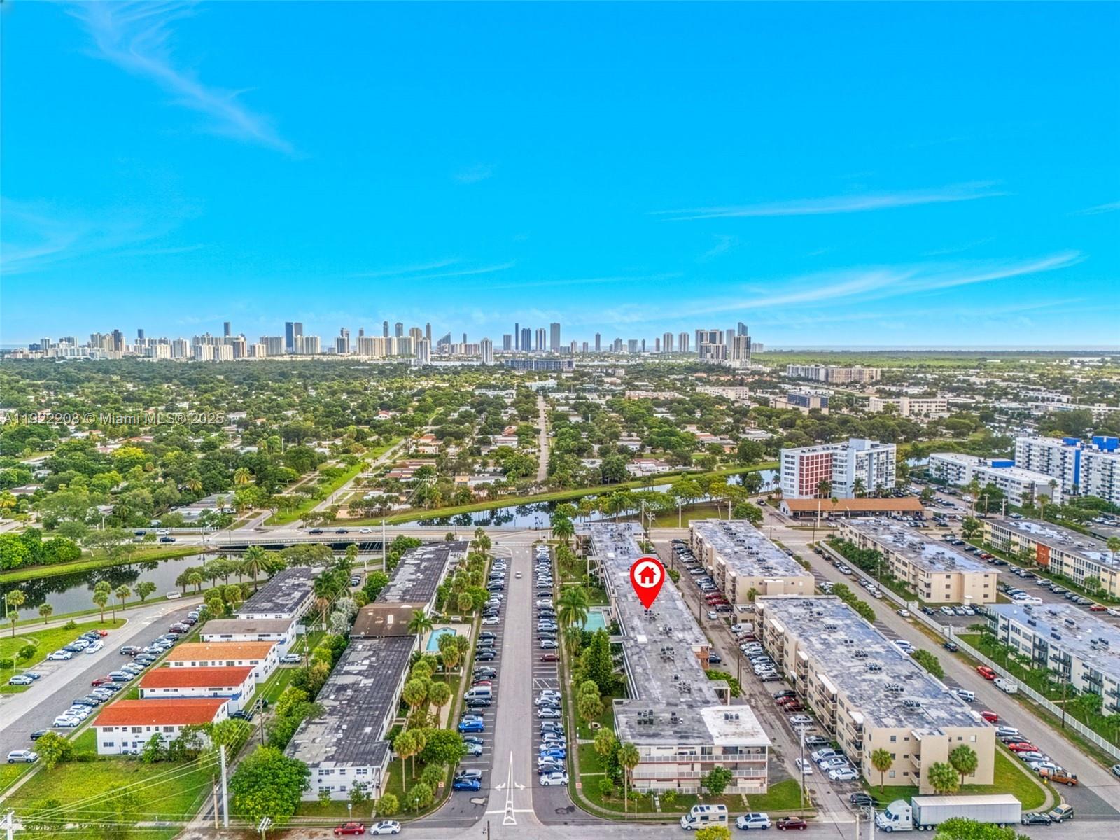 FLORIDIAN ARMS CONDO - Residential