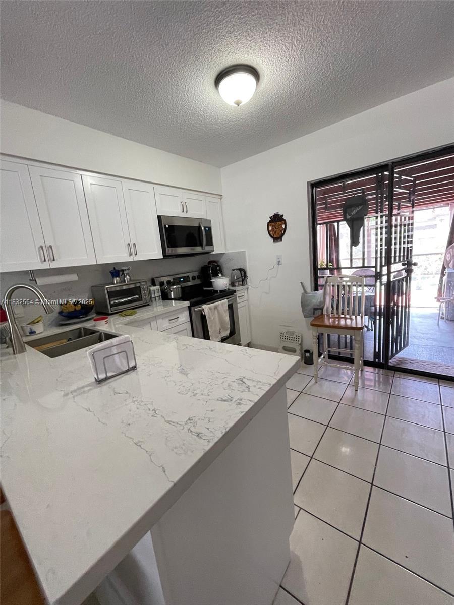 12057 SW 10th St 202