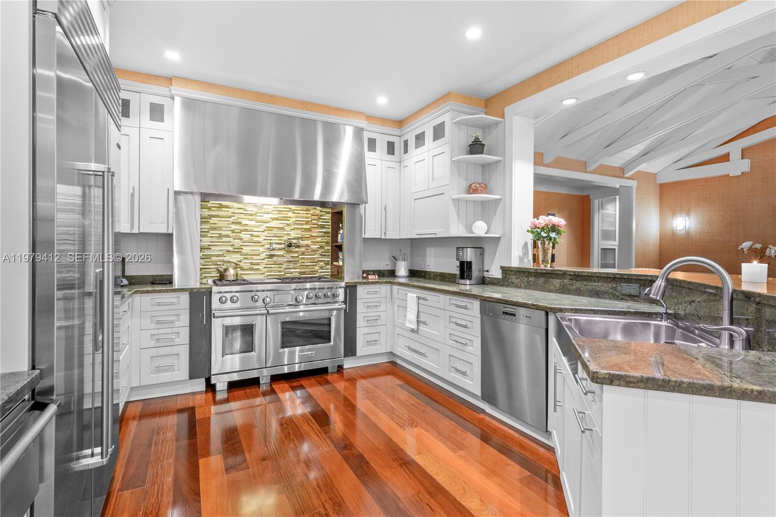 SNAPPER CREEK LAKES SUB - Residential