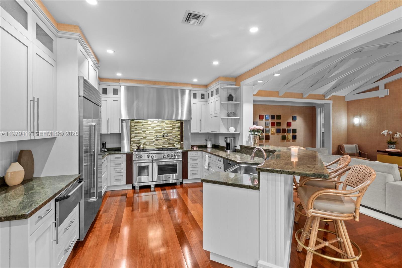 SNAPPER CREEK LAKES SUB - Residential