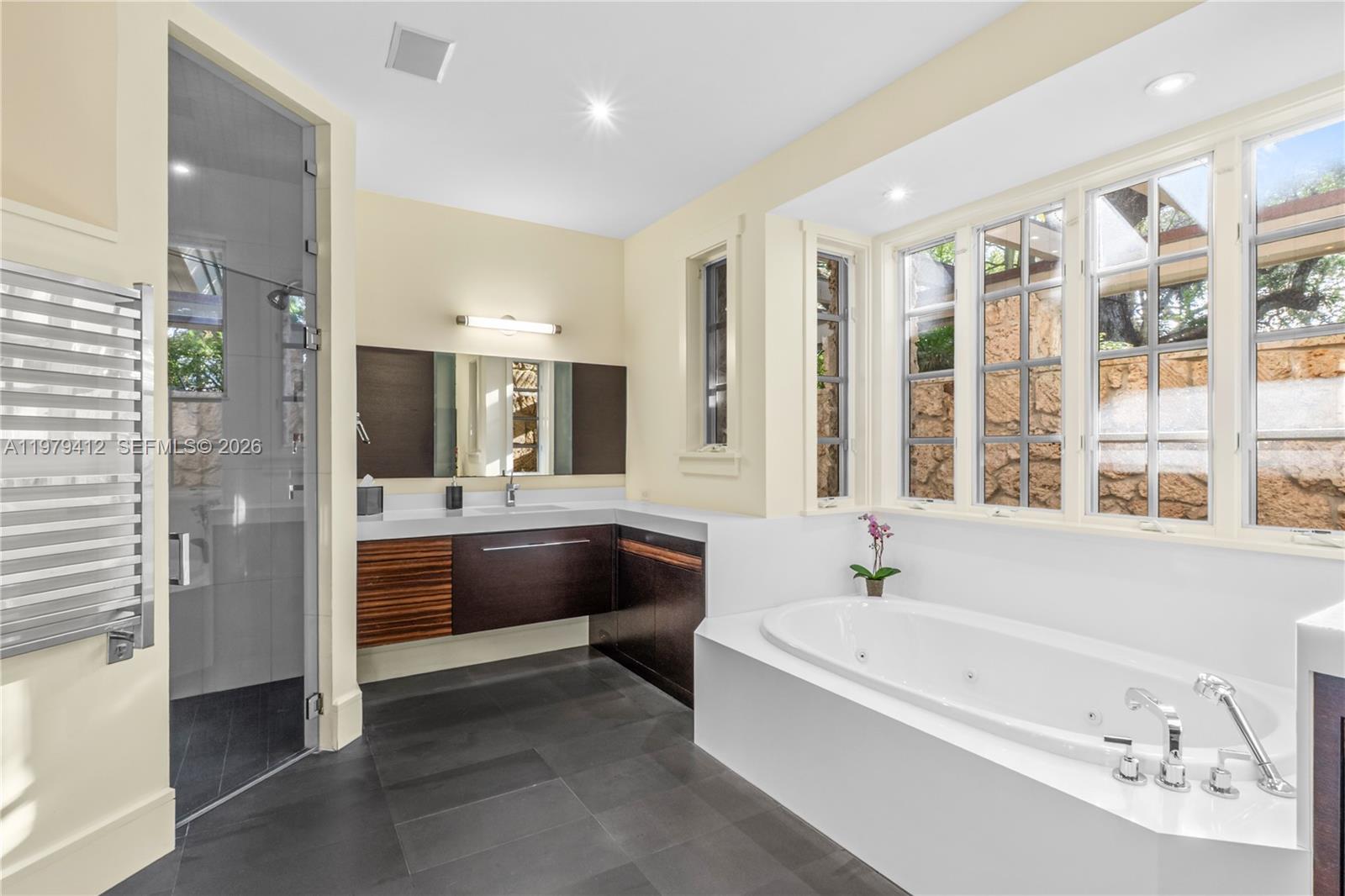 SNAPPER CREEK LAKES SUB - Residential