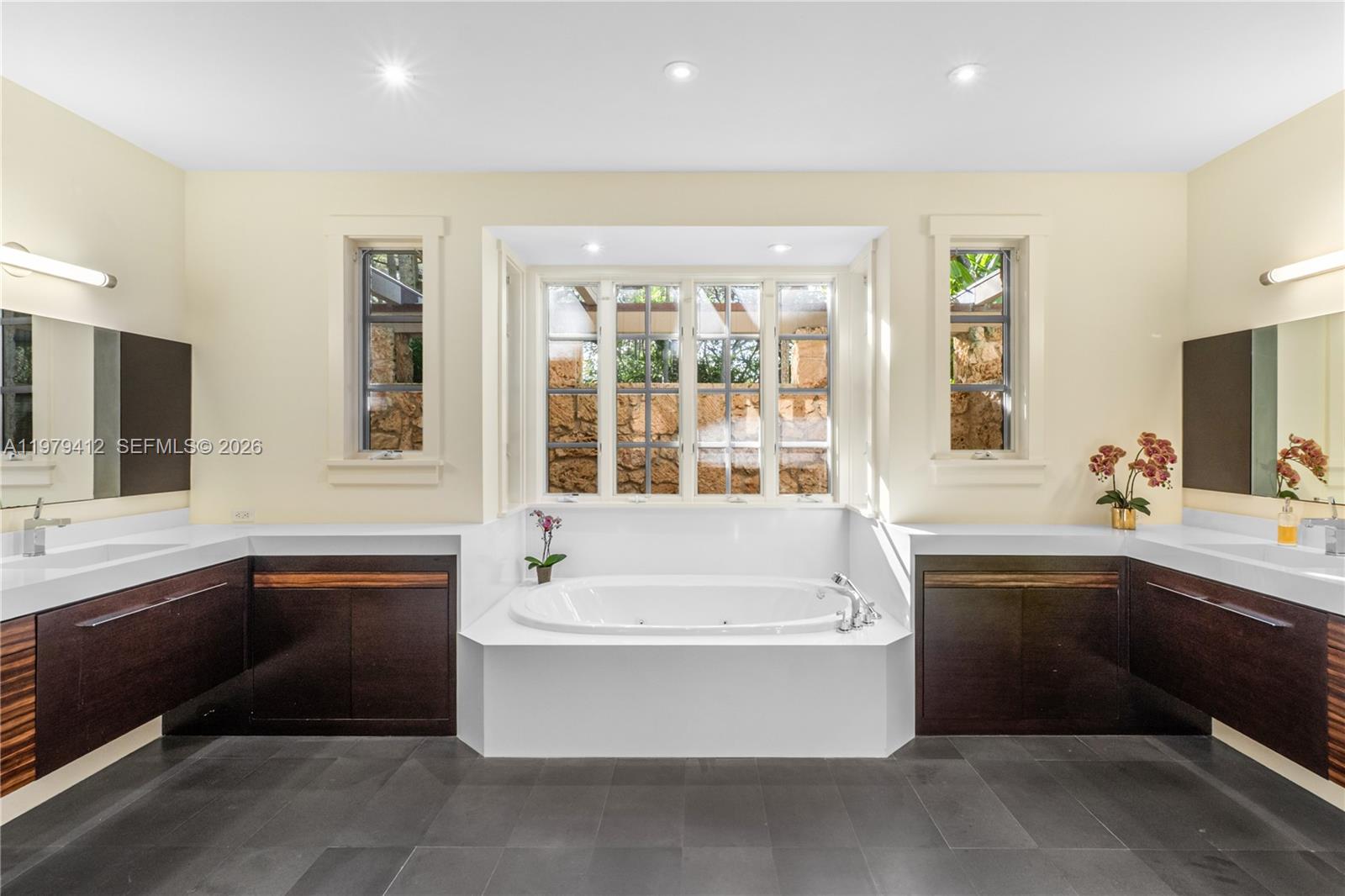 SNAPPER CREEK LAKES SUB - Residential