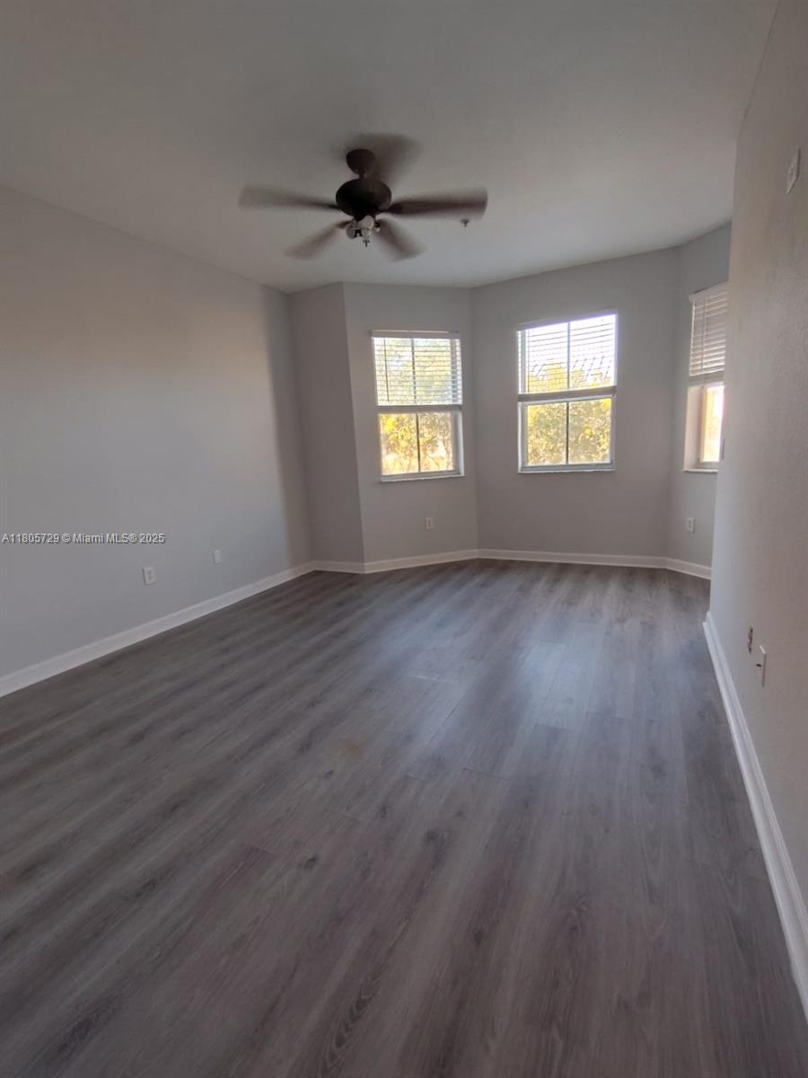 SHOMA TOWNHOMES AT ROYAL - Residential
