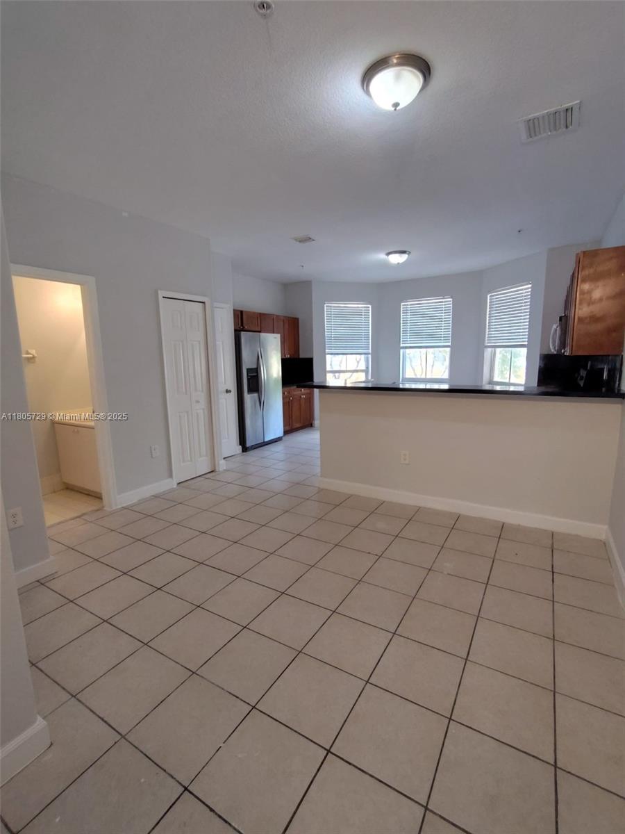 SHOMA TOWNHOMES AT ROYAL - Residential