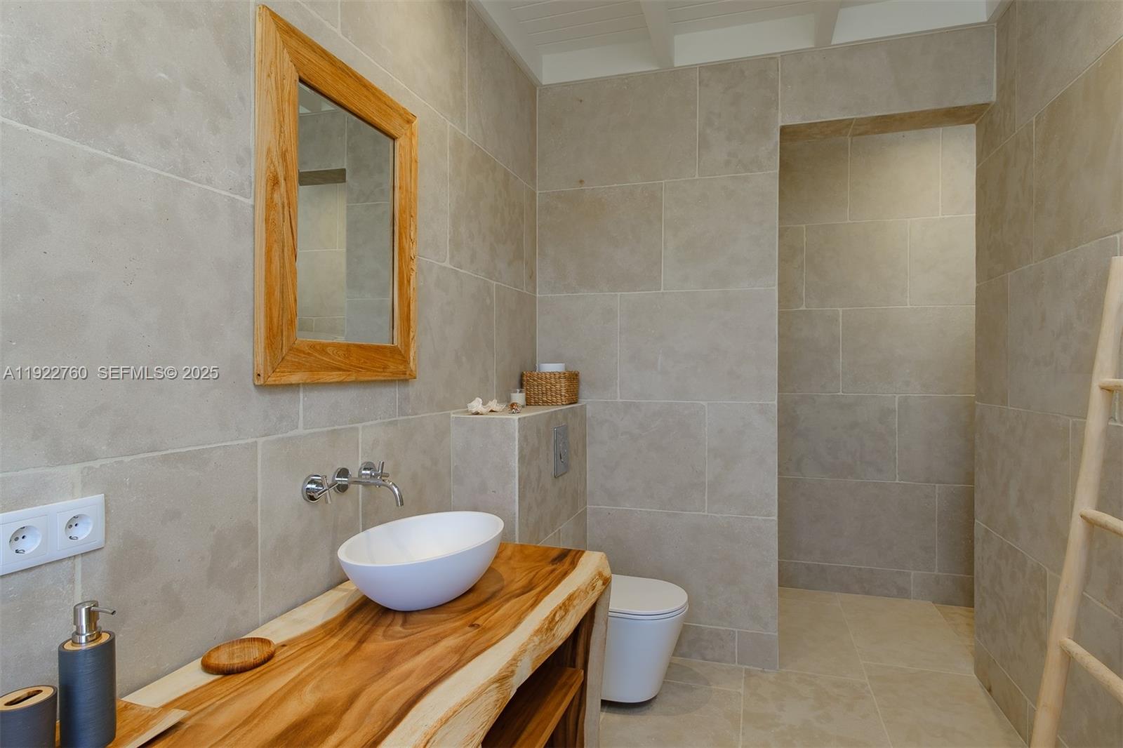 Coral Estate 48 - Residential