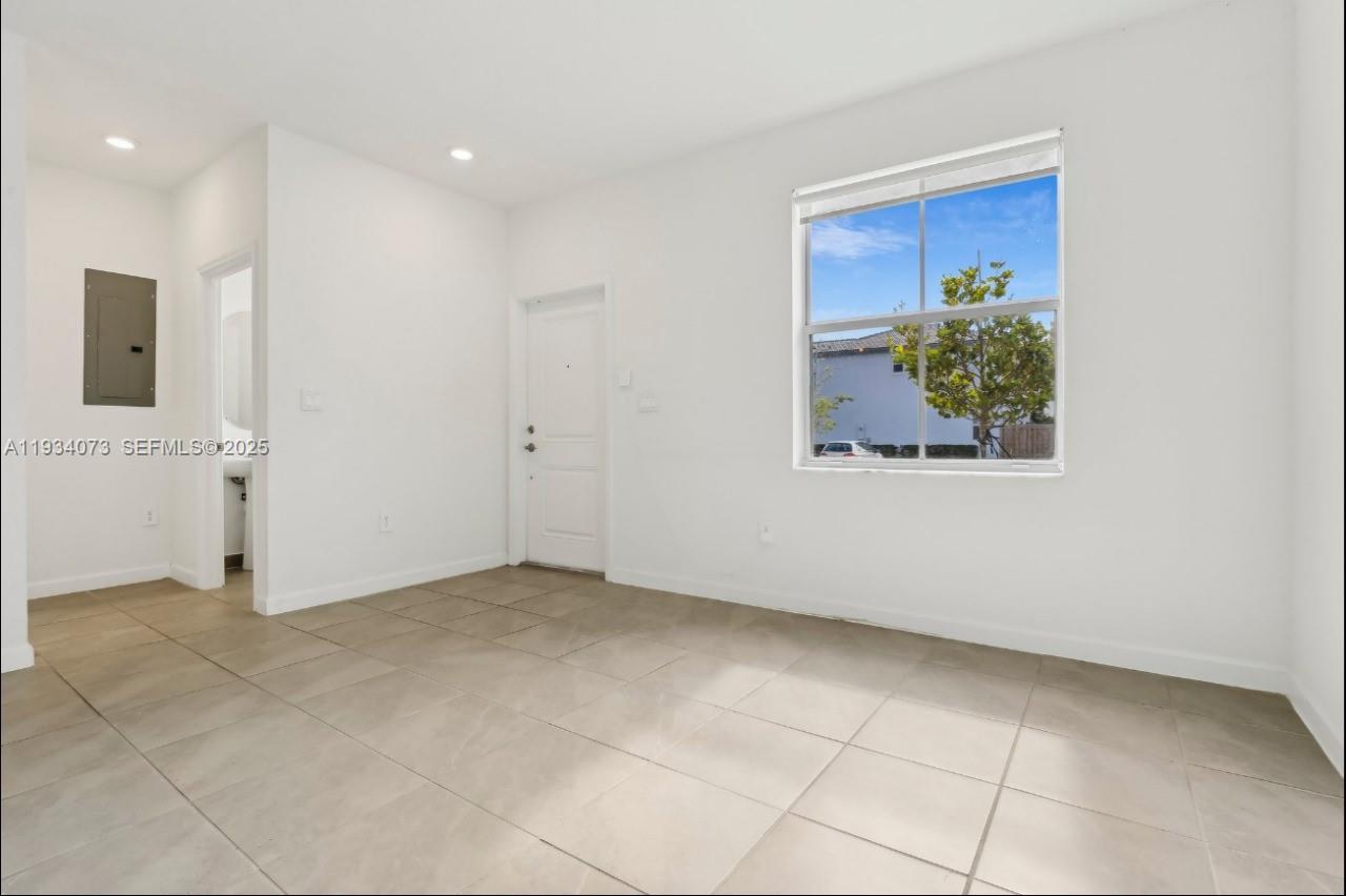 HOMESTEAD PARK OF COMMERC - Residential