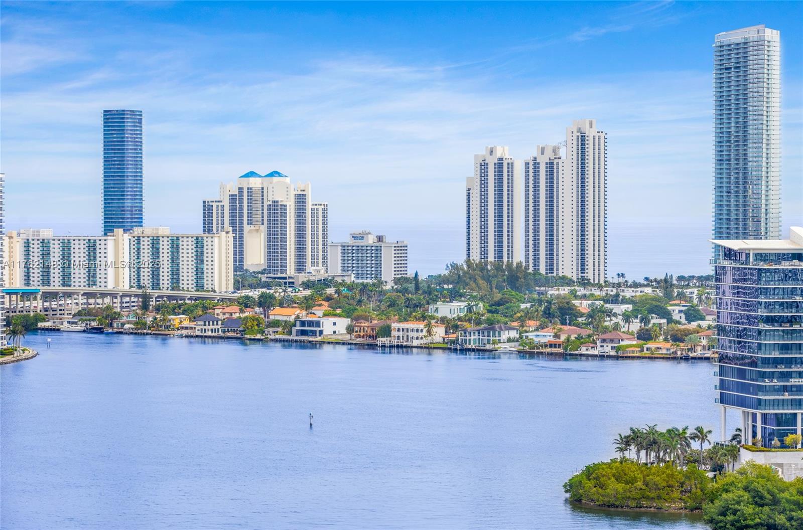 THE PENINSULA II CONDO - Residential