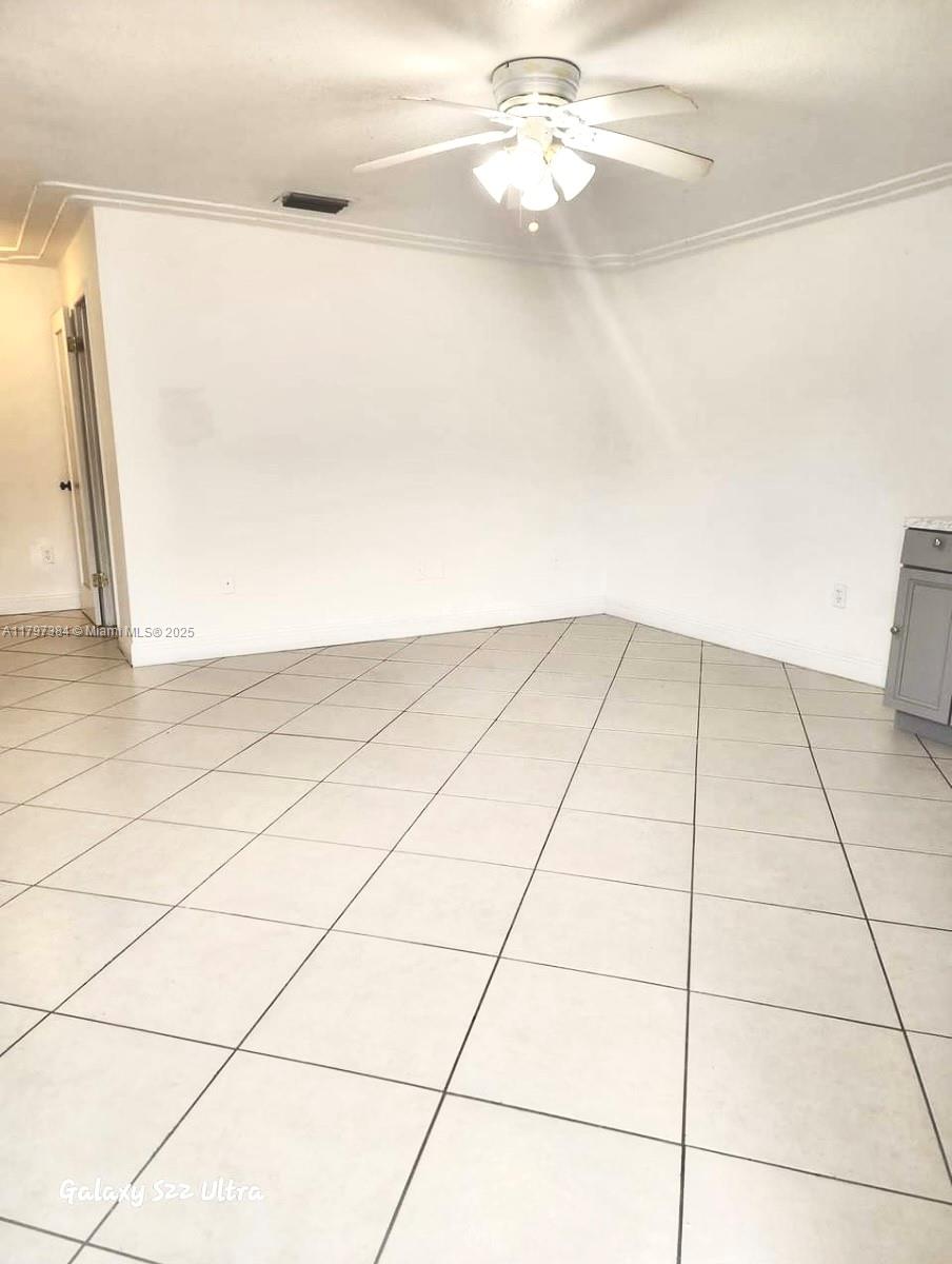 Rental Property at 62 W 44th St A, Hialeah, Miami-Dade County, Florida - Bedrooms: 1 
Bathrooms: 1  - $1,550 MO.