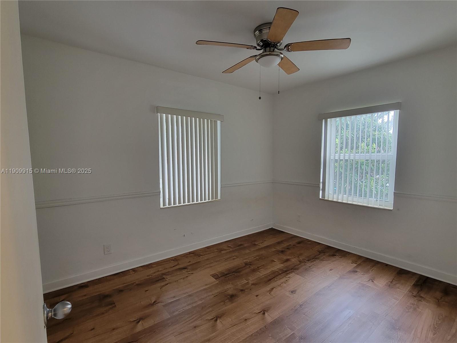 TAMIAMI PINES REV PLAT - Residential Lease