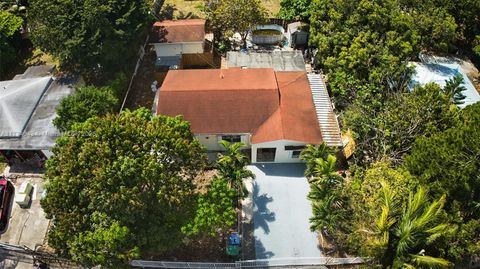 596 NW 109th St Miami FL 33168