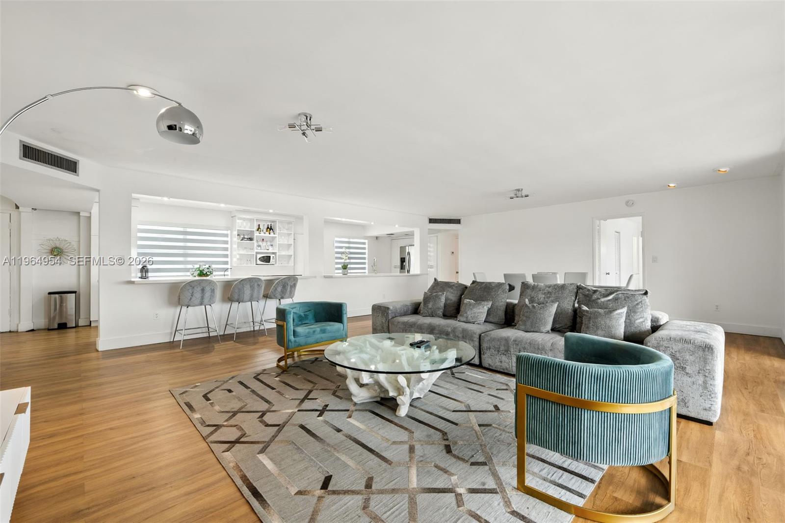 1350 NE 191st St B307