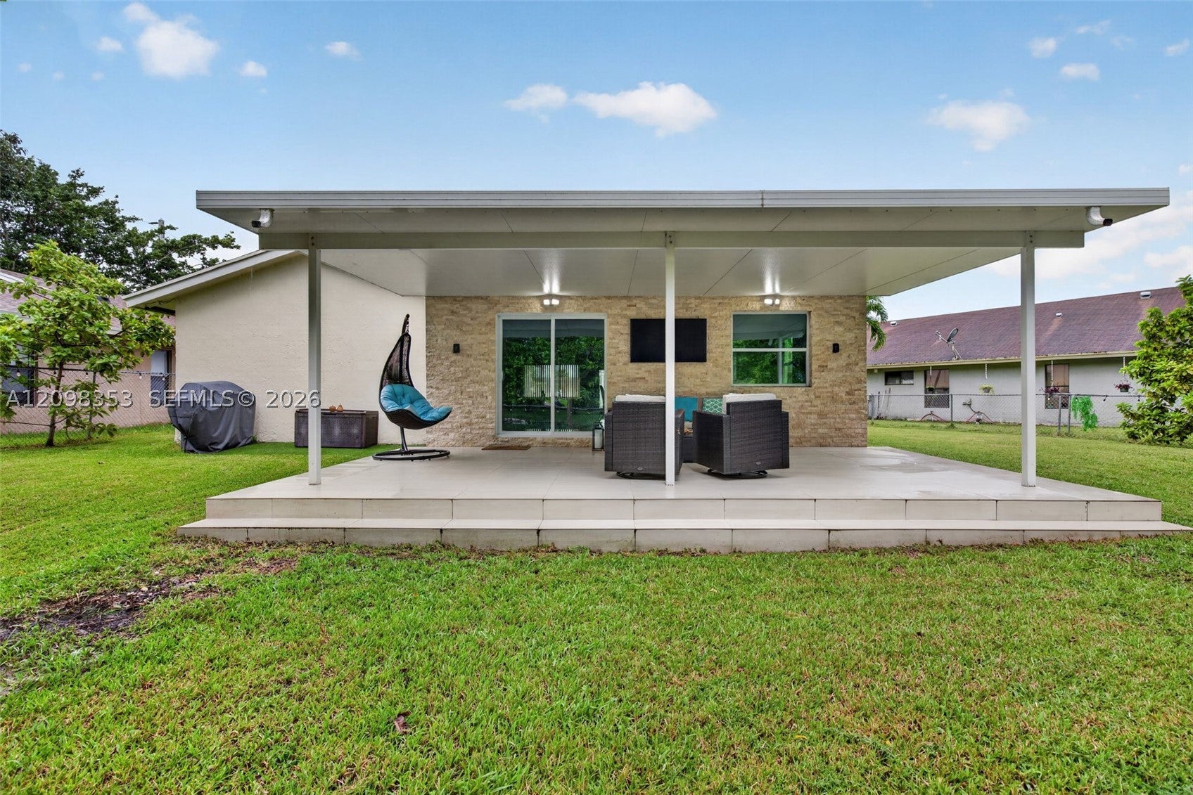 4904 NW 96th Ave
