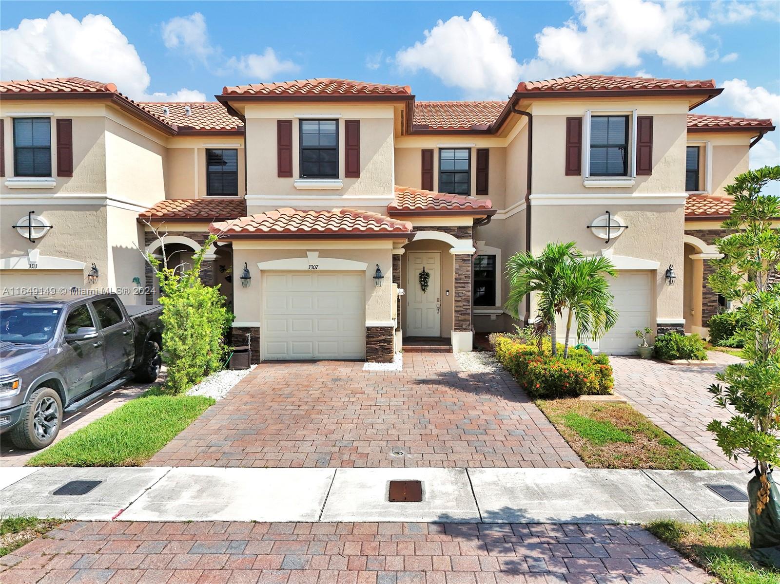 View Hialeah, FL 33018 townhome