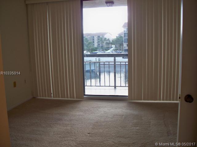 MARINA AT THE BLUFFS COND - Residential Lease