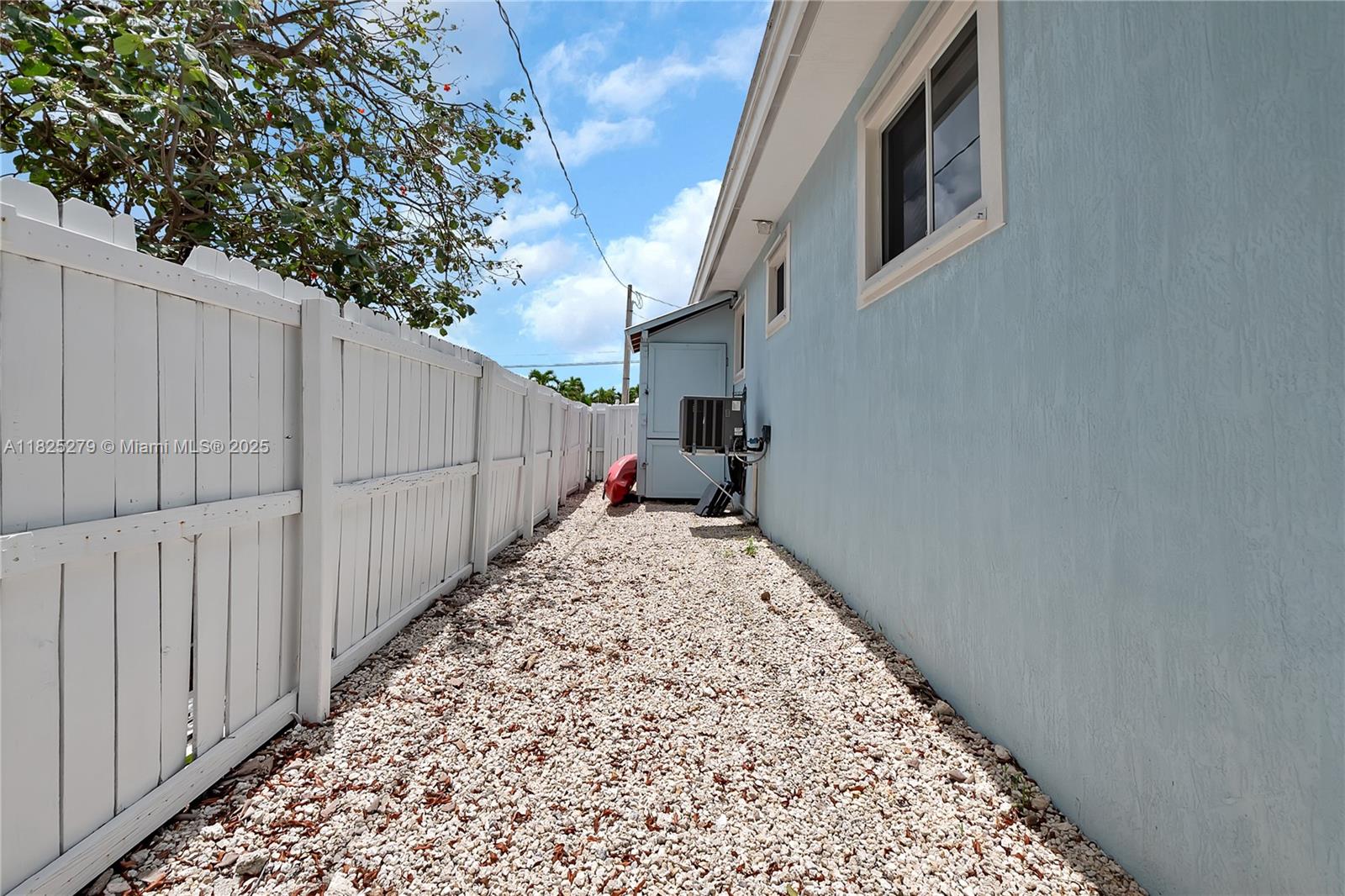 LAKE SURPRISE ESTATES - Residential