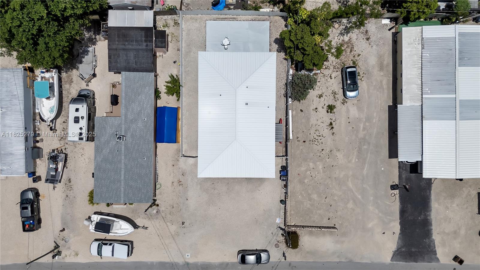 LAKE SURPRISE ESTATES - Residential