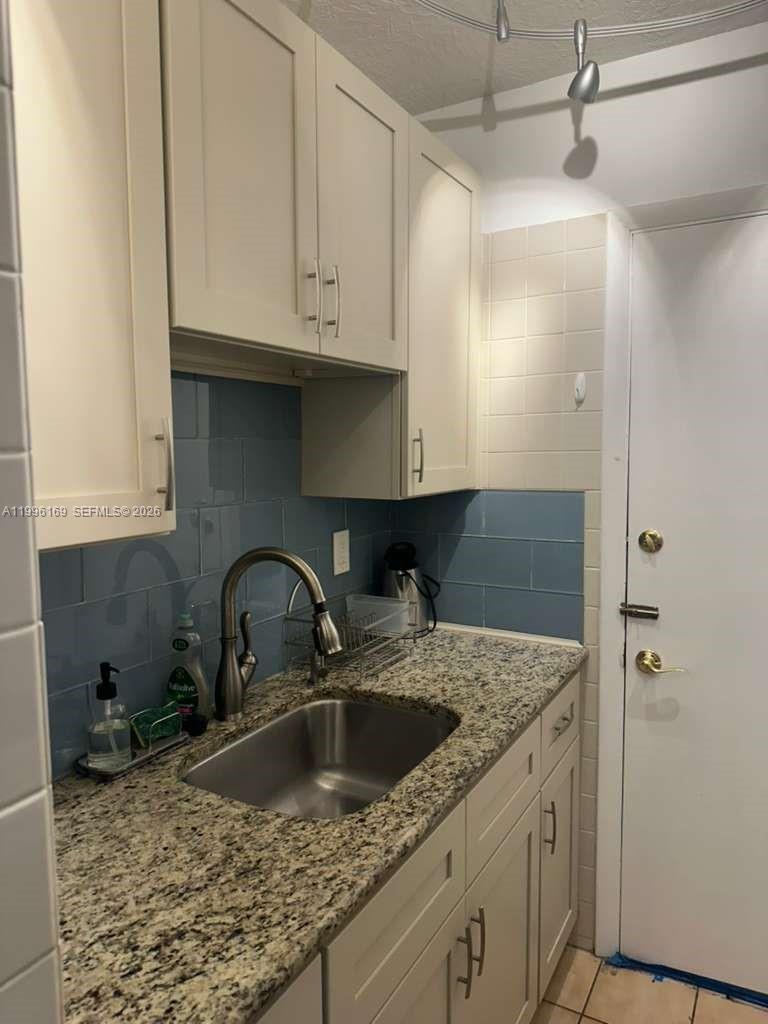 EVERETT ARMS NO 4 CONDO - Residential