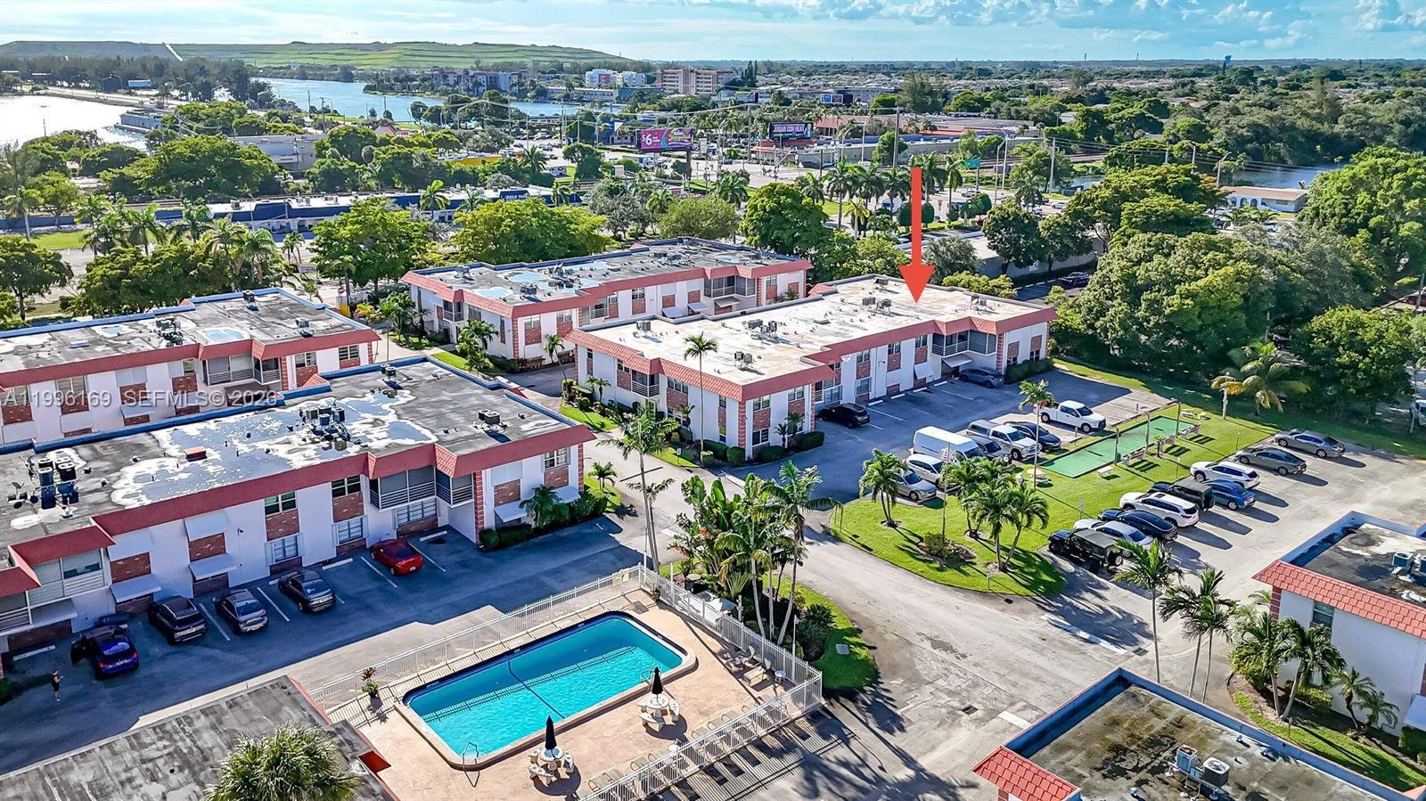 EVERETT ARMS NO 4 CONDO - Residential