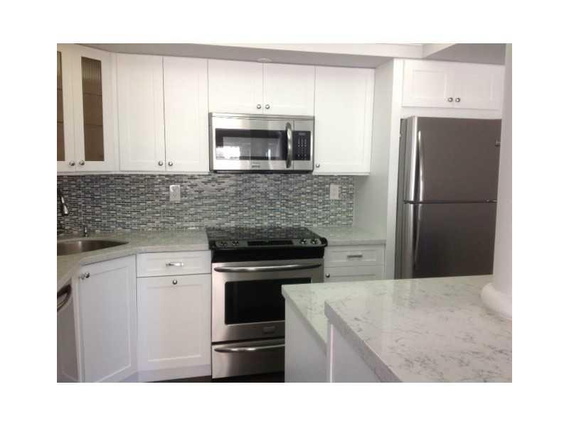 OCEAN SUMMIT CONDO - Residential Lease
