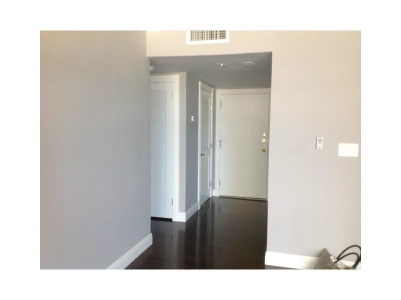 OCEAN SUMMIT CONDO - Residential Lease