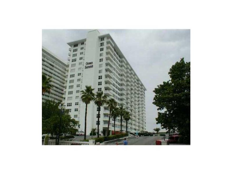 PERFECT BEACH RENTAL.TOTALLY REDONE WITH TOP QUALITY APPLIANCES,WINE COOLER,AND WASHER AND DRYER IN UNIT.HALF BATH,3D MOUNTED TV'S,FANS AND ELEC.SHADES.24HR NOTICE TO SHOW UNTIL 06/09/2015 THEN LOCKBOX.ALSO FOR SALE.