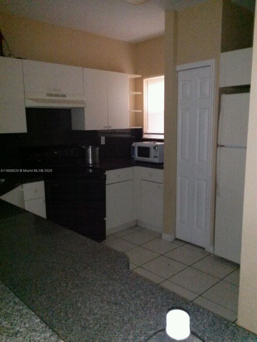 ABEL HOMES AT KEYS WINDS - Residential