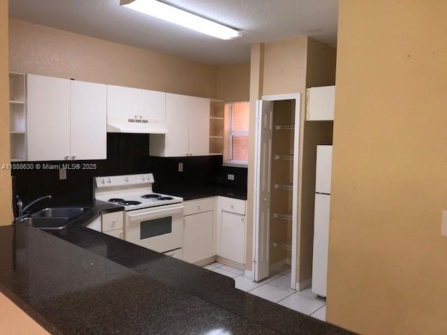 ABEL HOMES AT KEYS WINDS - Residential