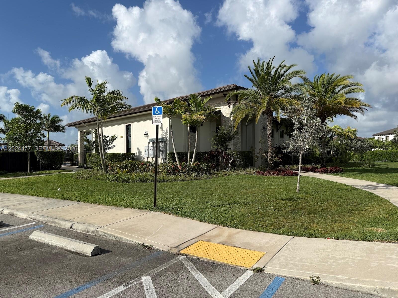 ENCLAVE SOUTH PHASE 2 - Residential