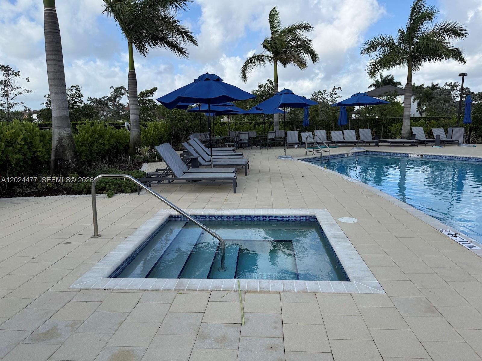 ENCLAVE SOUTH PHASE 2 - Residential