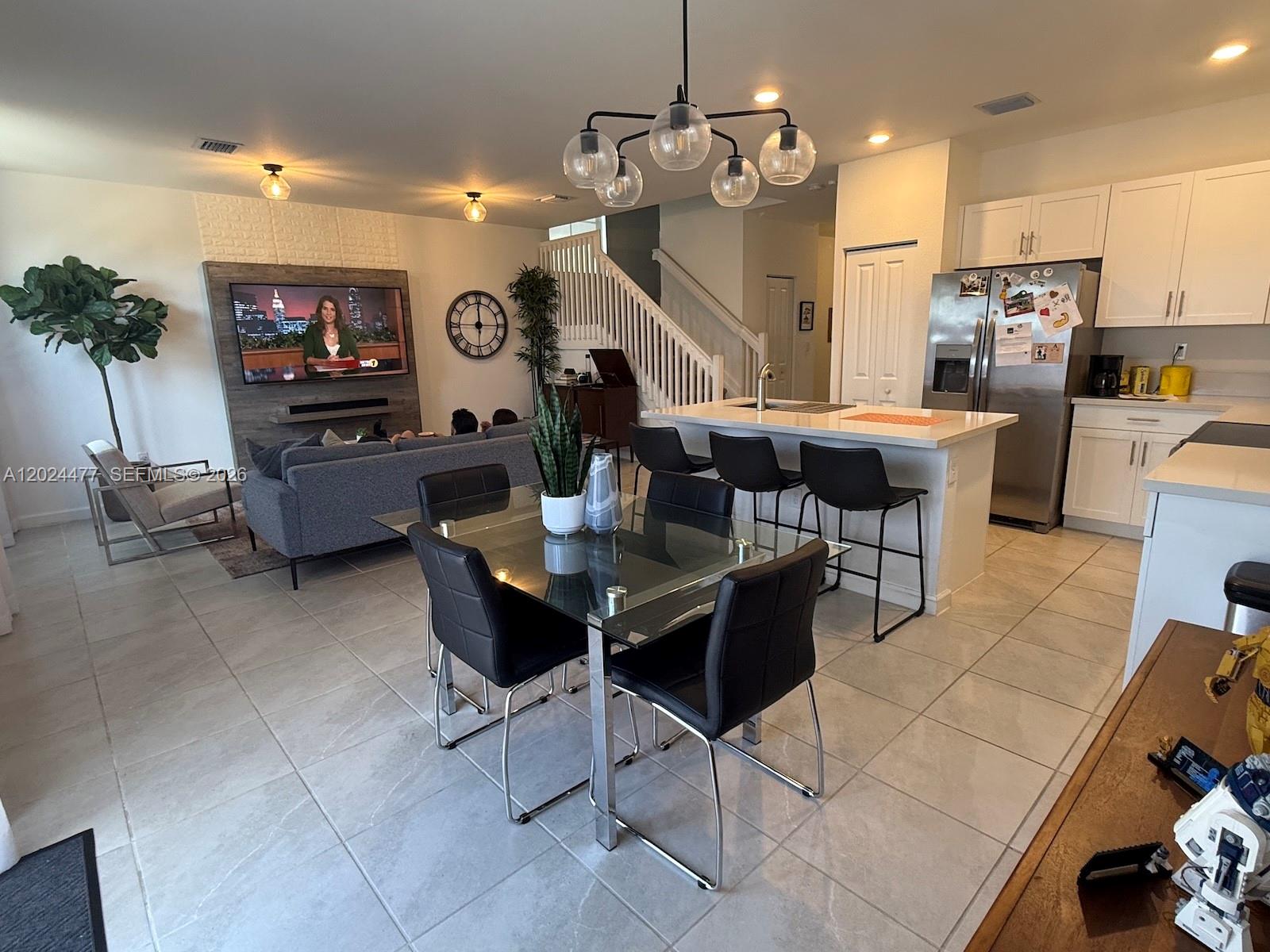 ENCLAVE SOUTH PHASE 2 - Residential