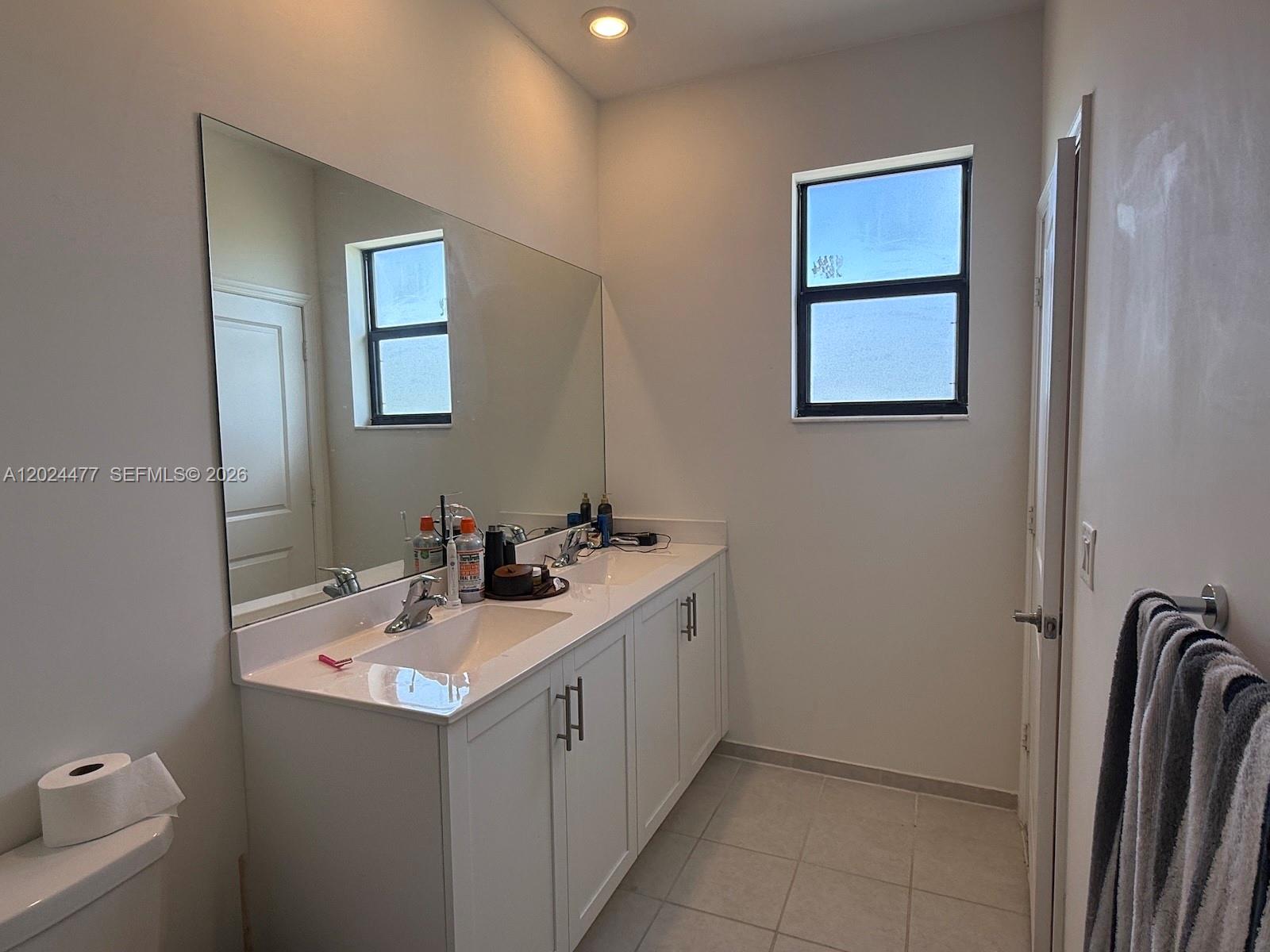ENCLAVE SOUTH PHASE 2 - Residential