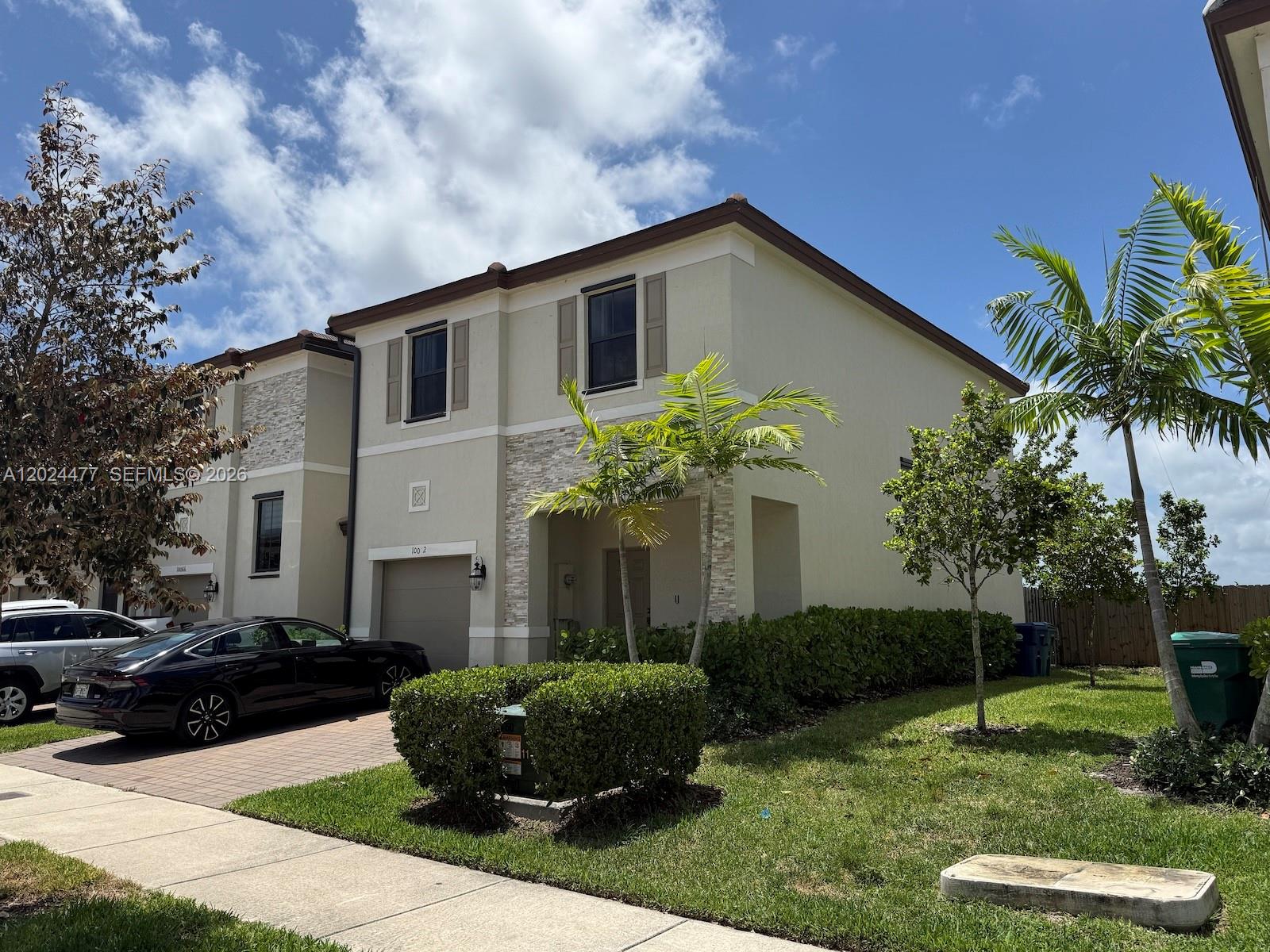 ENCLAVE SOUTH PHASE 2 - Residential