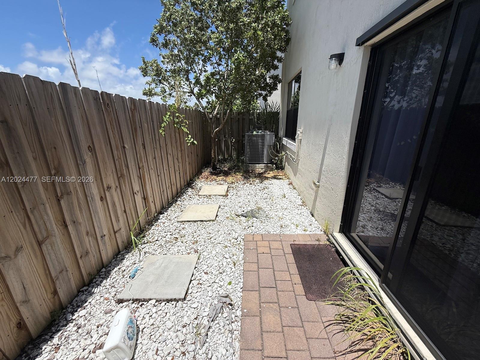ENCLAVE SOUTH PHASE 2 - Residential