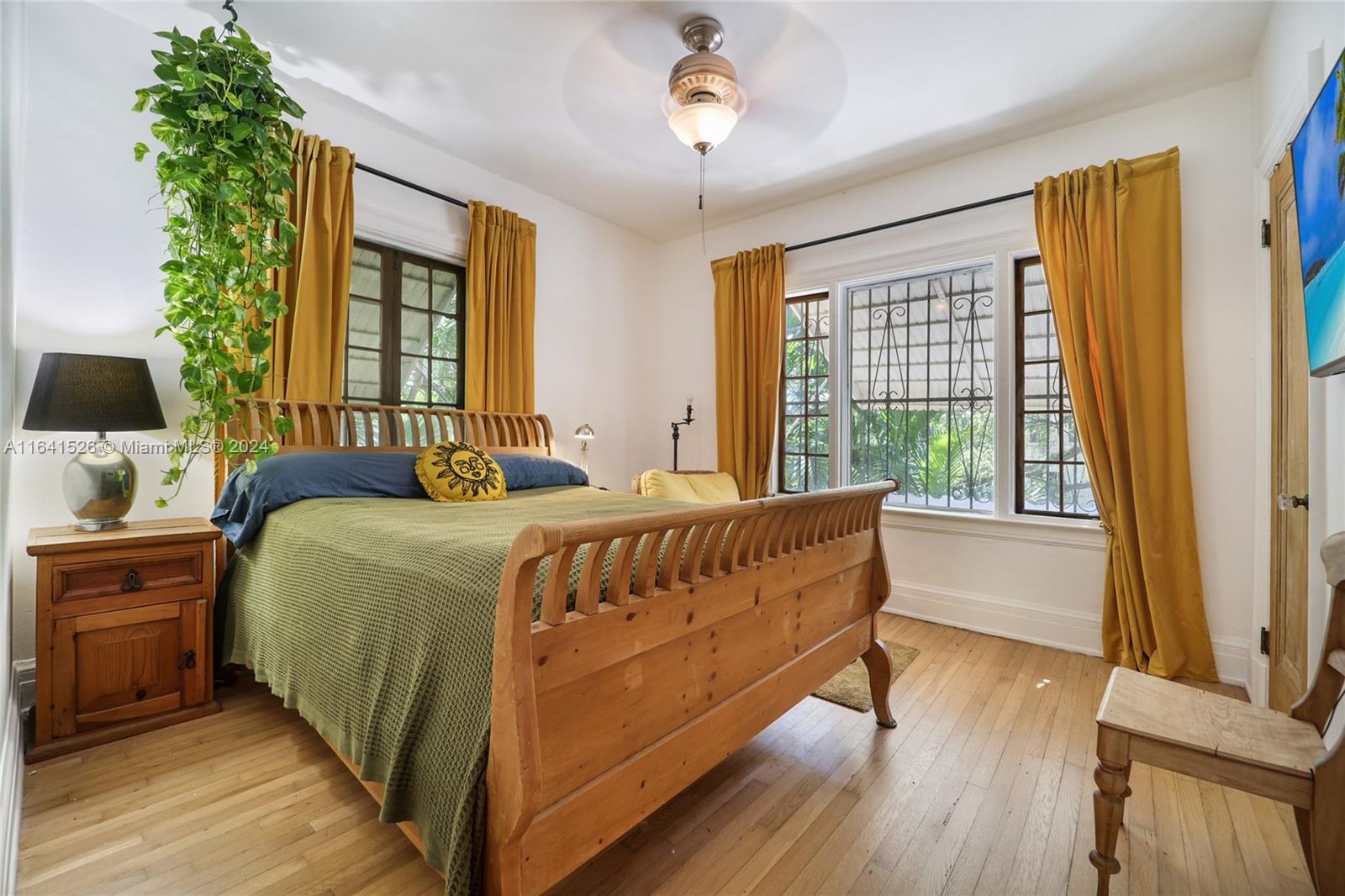 SHADOWLAWN - Residential