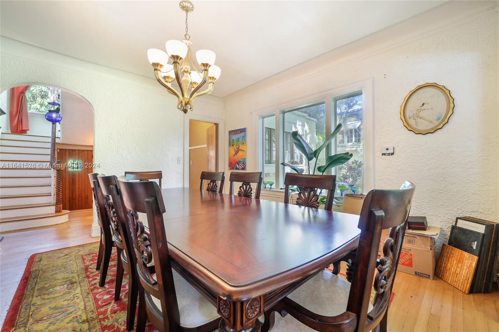 SHADOWLAWN - Residential