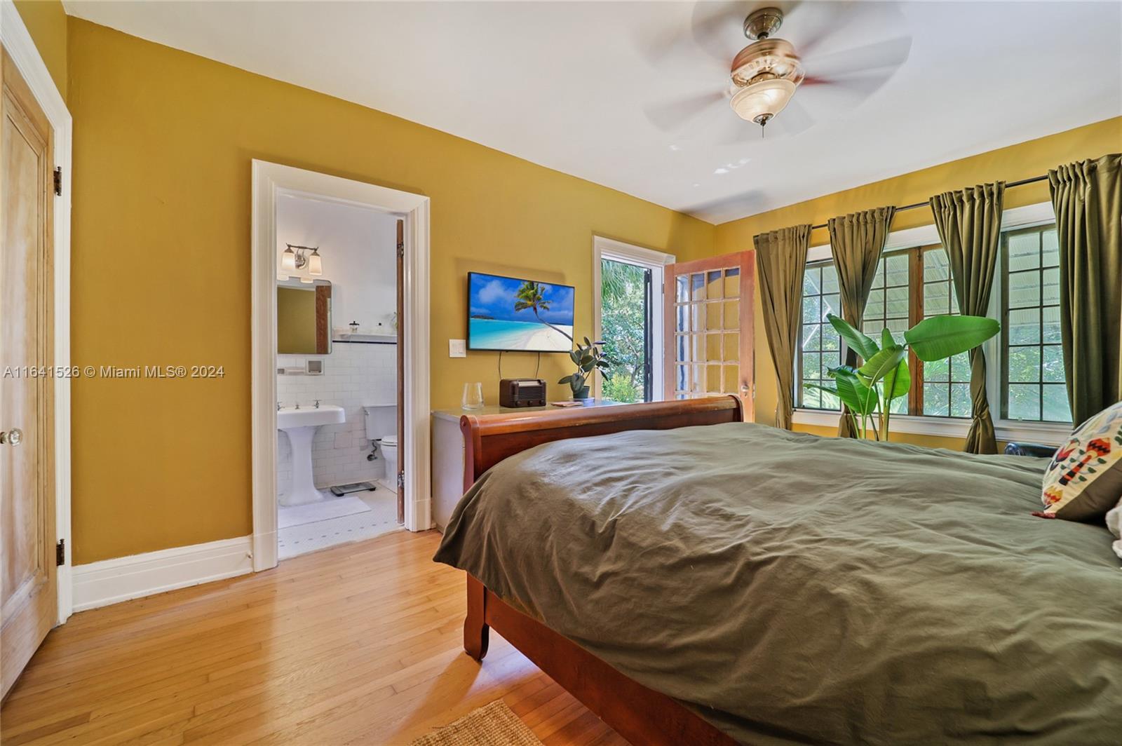 SHADOWLAWN - Residential