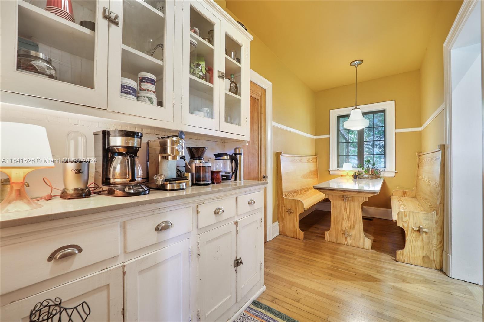 SHADOWLAWN - Residential