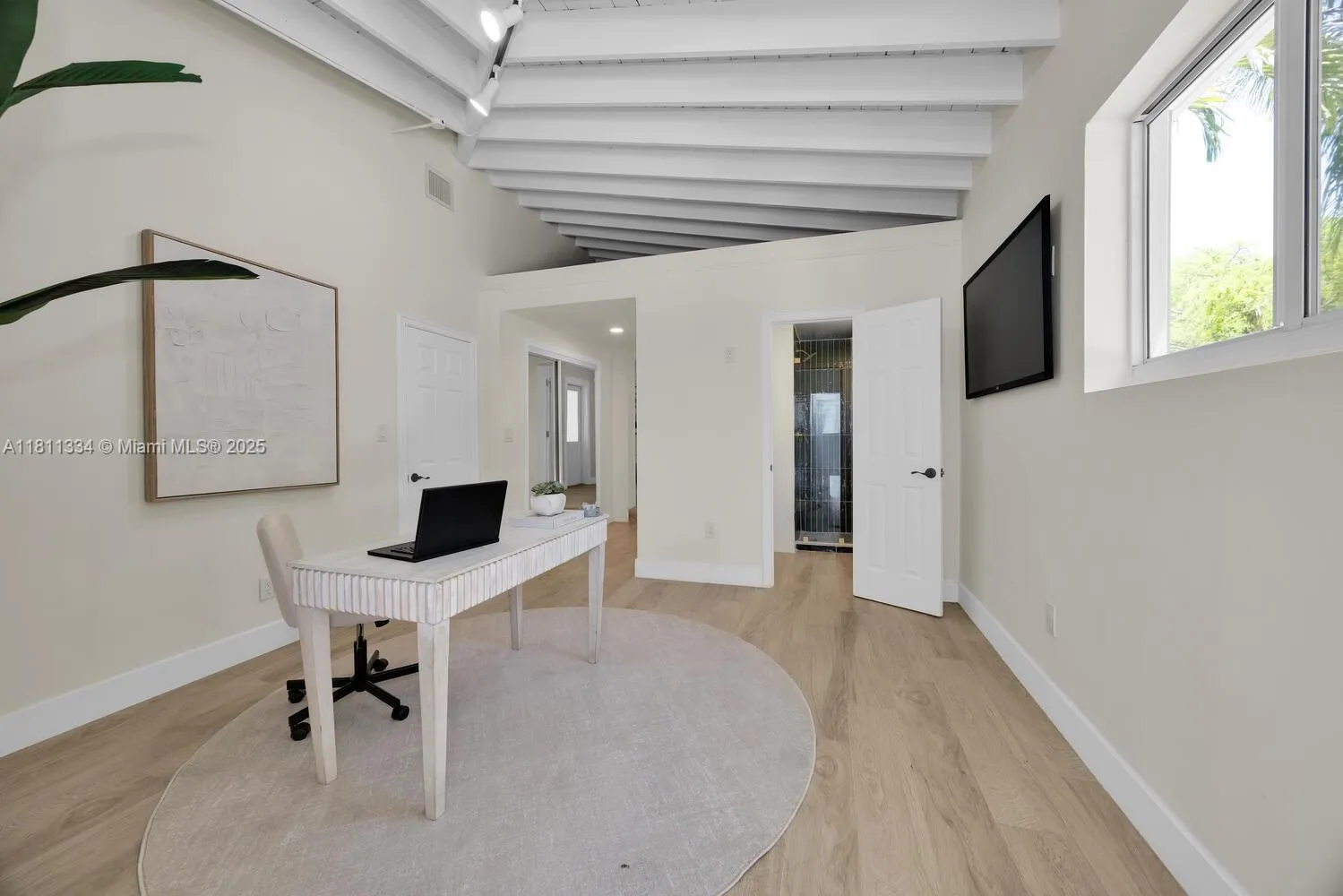 Coral Gables, Florida 33134, United States, 4 Bedrooms Bedrooms, ,3 BathroomsBathrooms,Residential,Active,149030