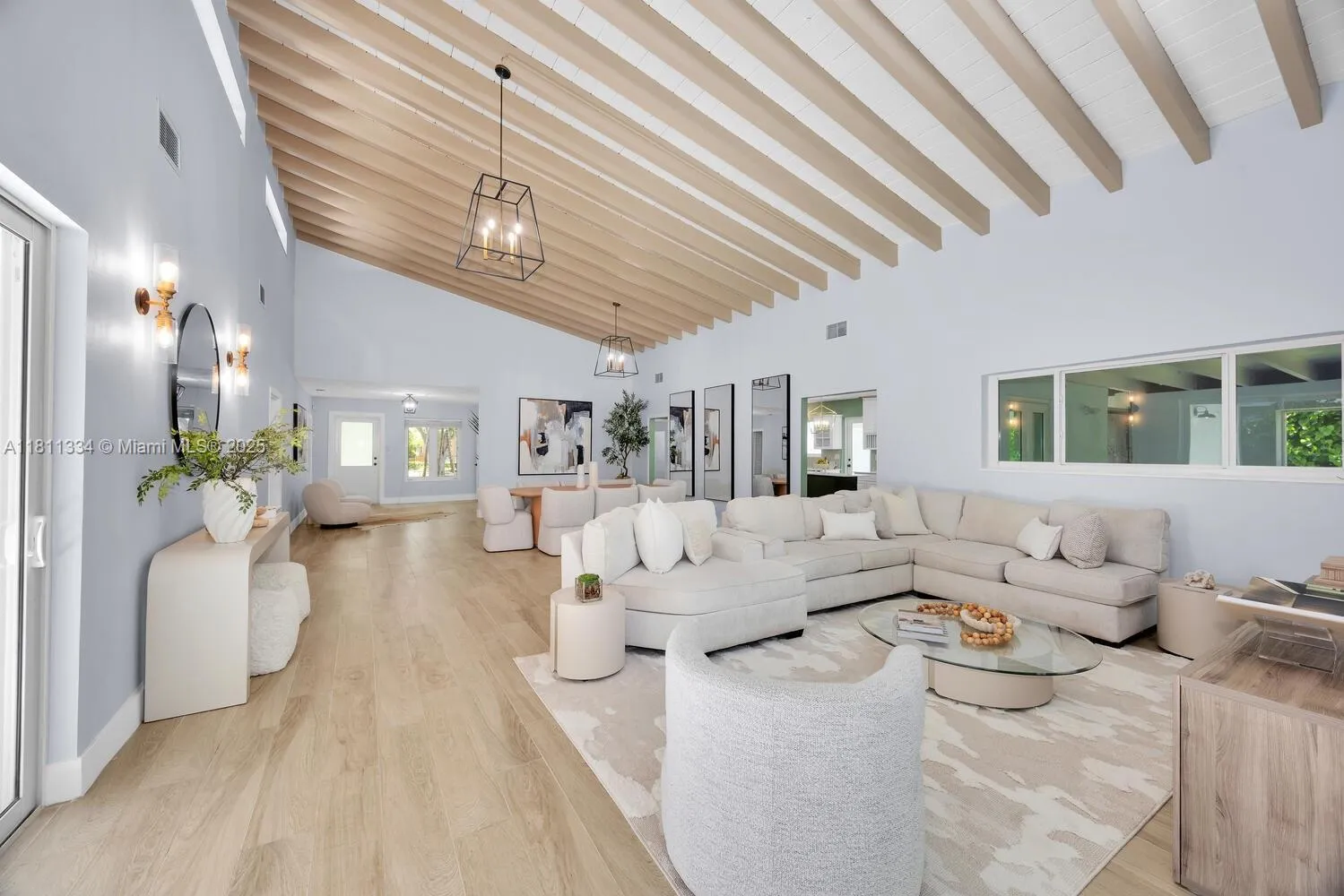 Coral Gables, Florida 33134, United States, 4 Bedrooms Bedrooms, ,3 BathroomsBathrooms,Residential,Active,149030