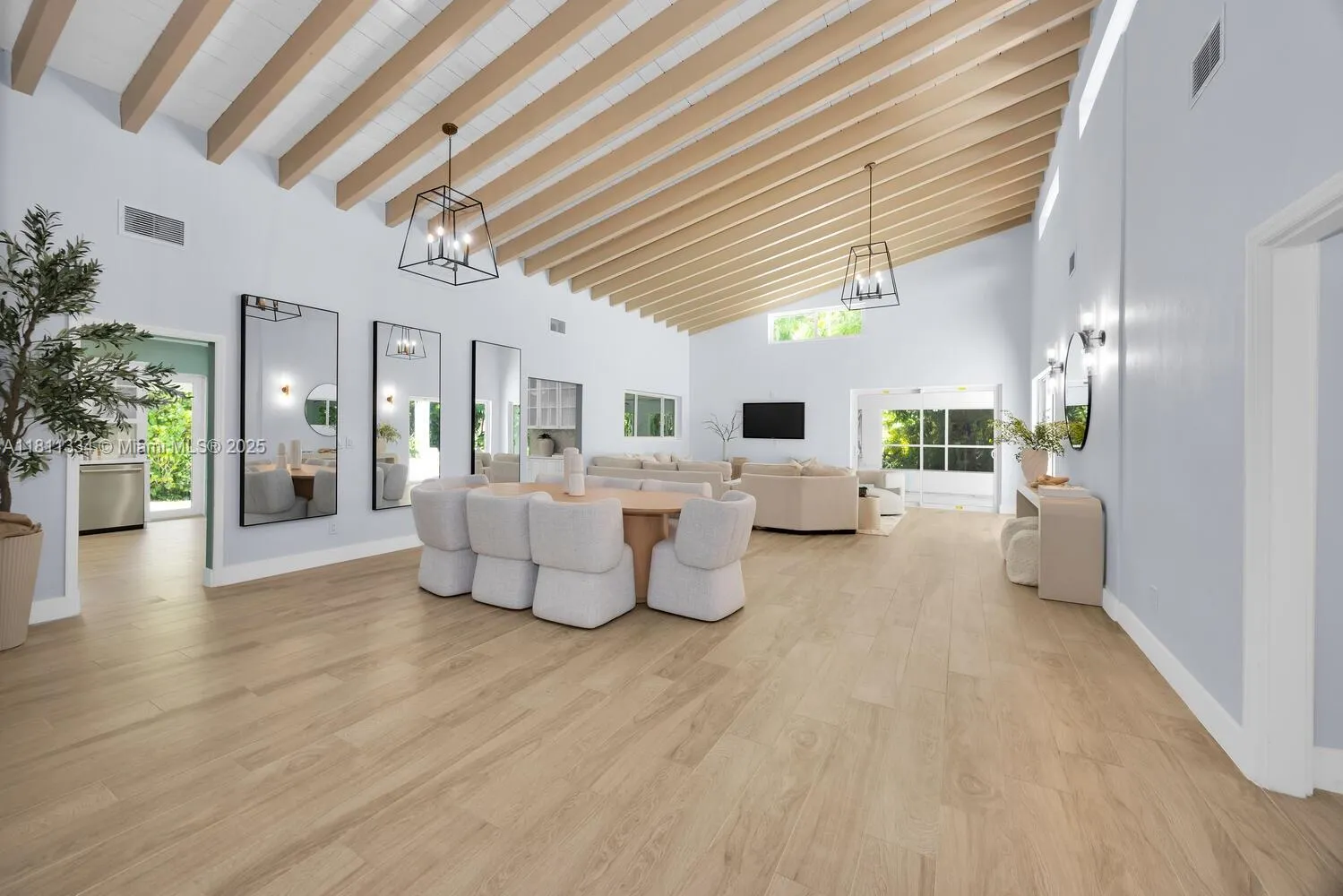 Coral Gables, Florida 33134, United States, 4 Bedrooms Bedrooms, ,3 BathroomsBathrooms,Residential,Active,149030