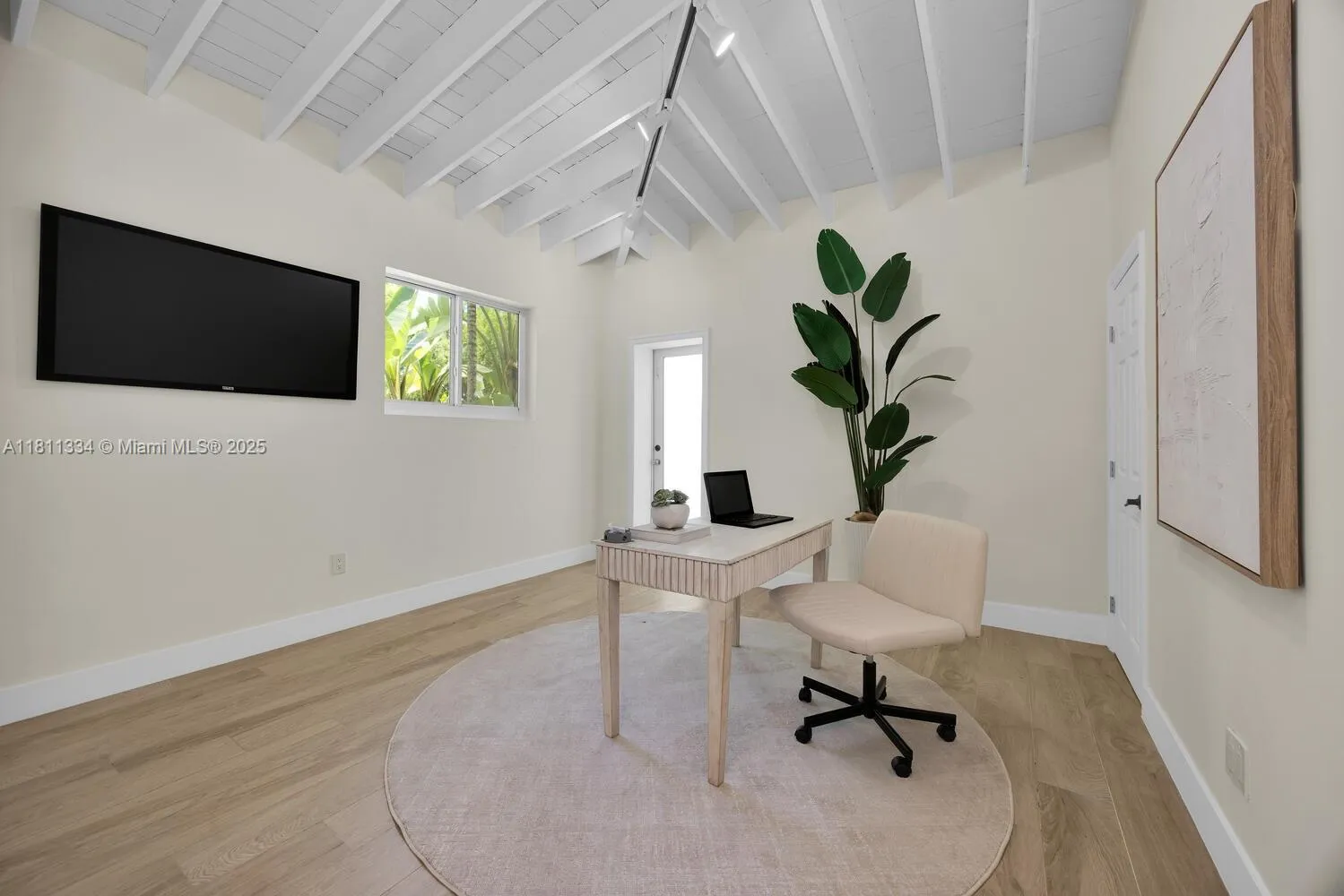 Coral Gables, Florida 33134, United States, 4 Bedrooms Bedrooms, ,3 BathroomsBathrooms,Residential,Active,149030