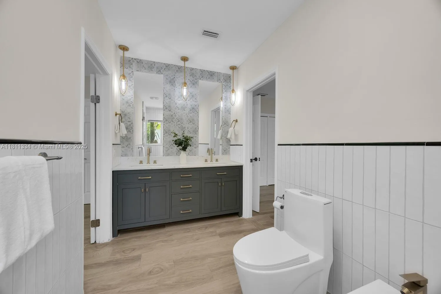 Coral Gables, Florida 33134, United States, 4 Bedrooms Bedrooms, ,3 BathroomsBathrooms,Residential,Active,149030