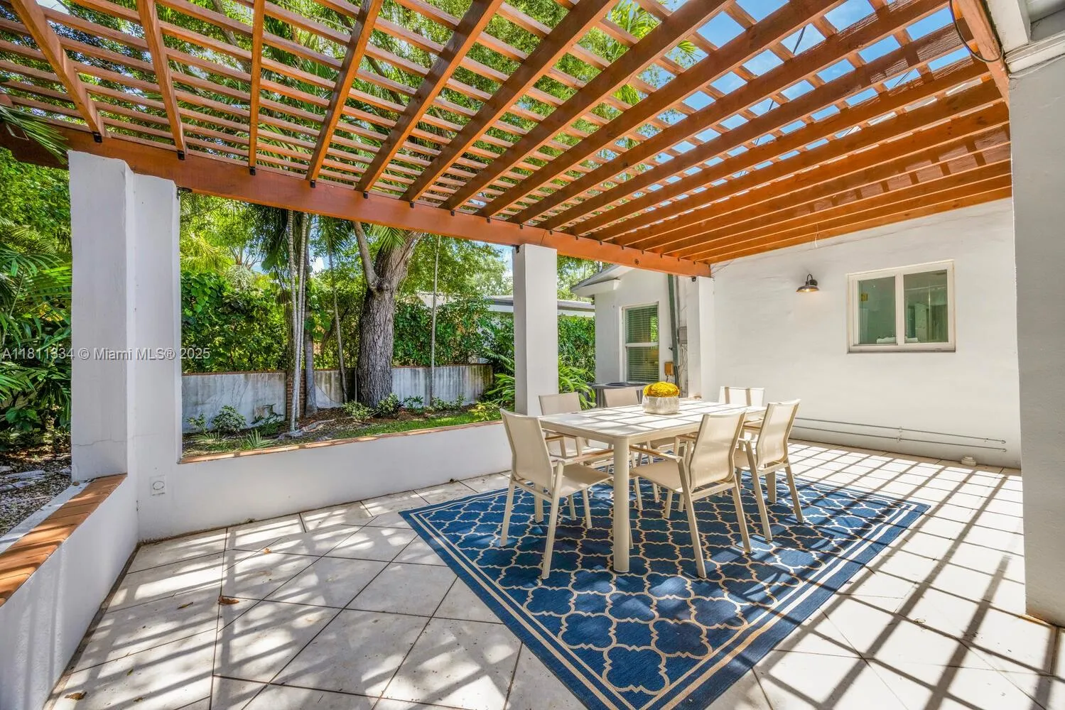 Coral Gables, Florida 33134, United States, 4 Bedrooms Bedrooms, ,3 BathroomsBathrooms,Residential,Active,149030