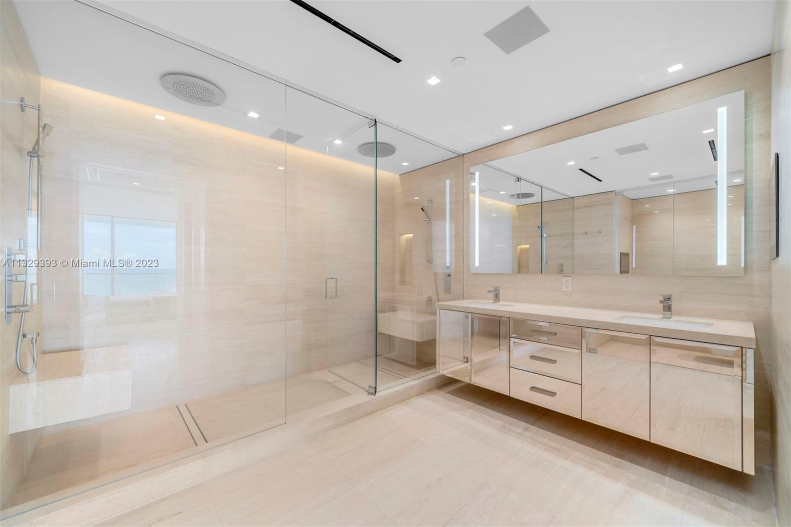 OCEANA BAL HARBOUR CONDO - Residential