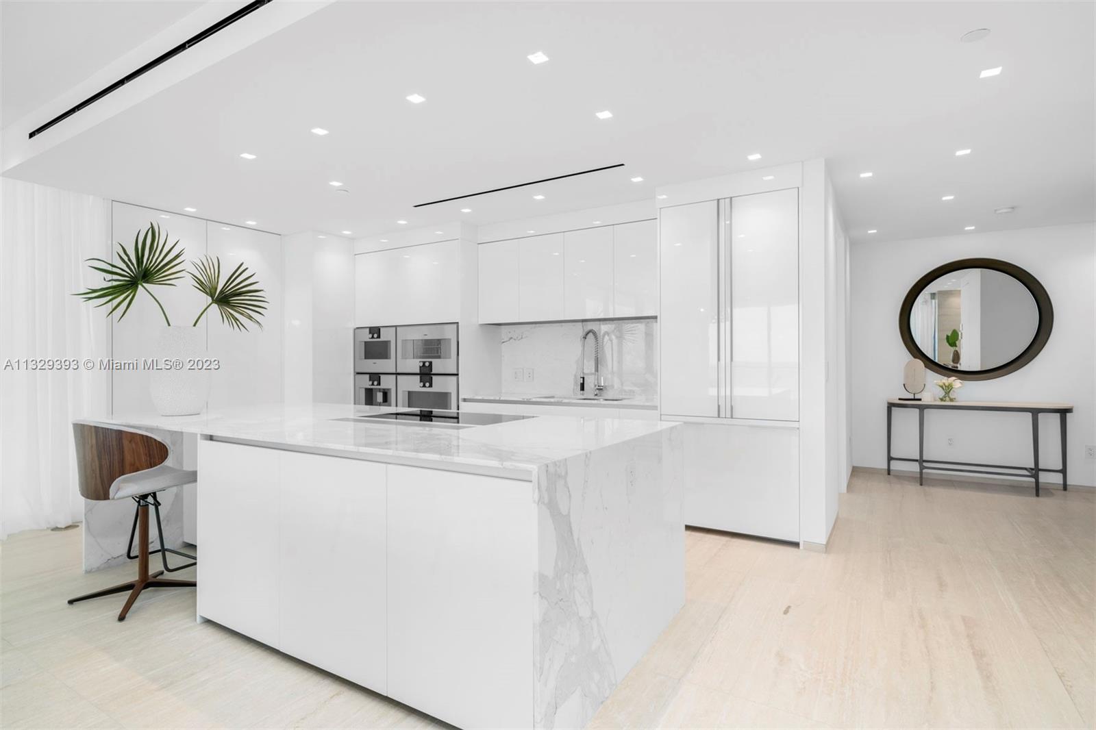 OCEANA BAL HARBOUR CONDO - Residential