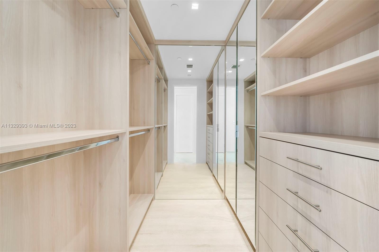 OCEANA BAL HARBOUR CONDO - Residential