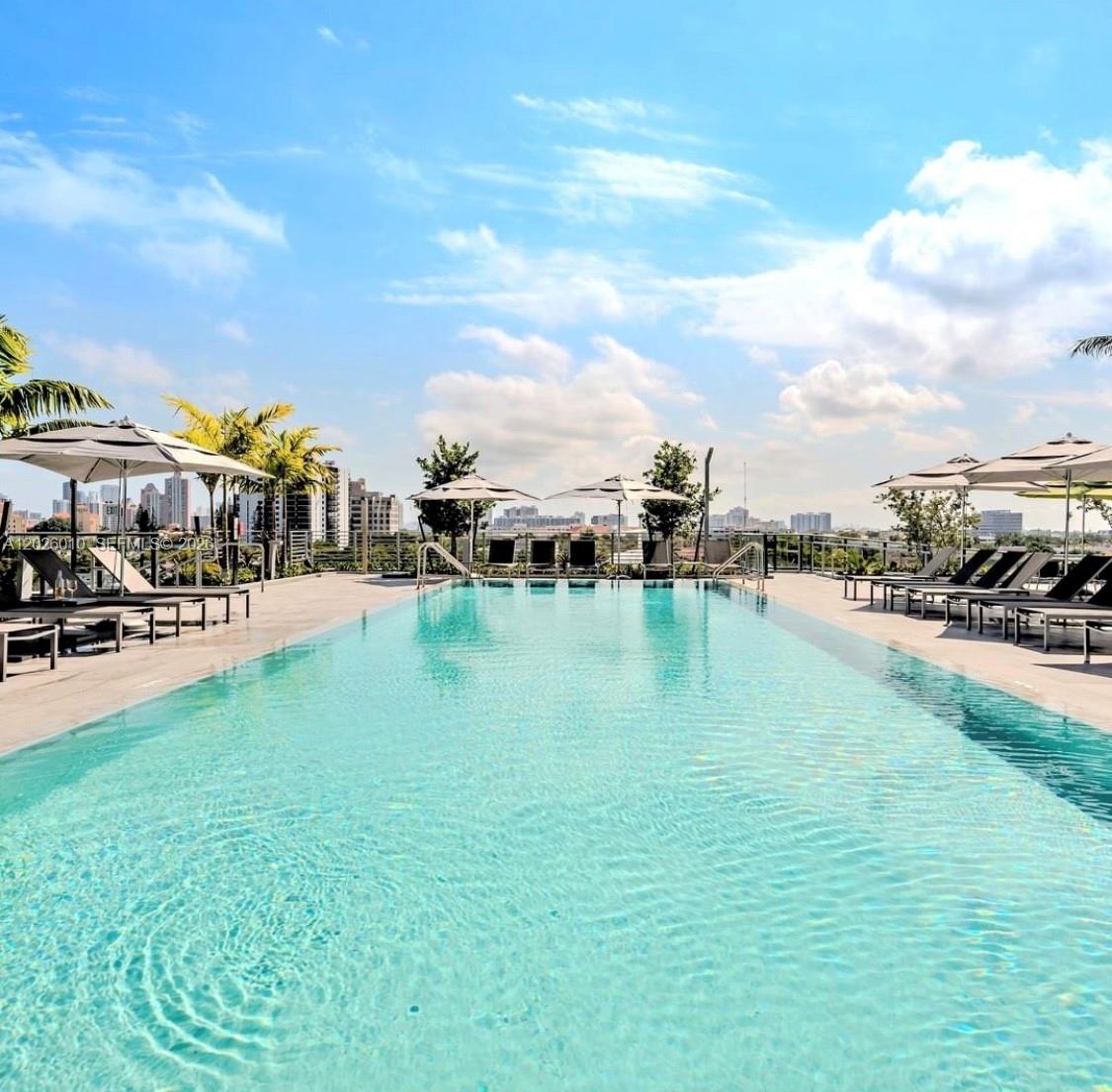 AVENTURA PARKSQUARE RESID - Residential