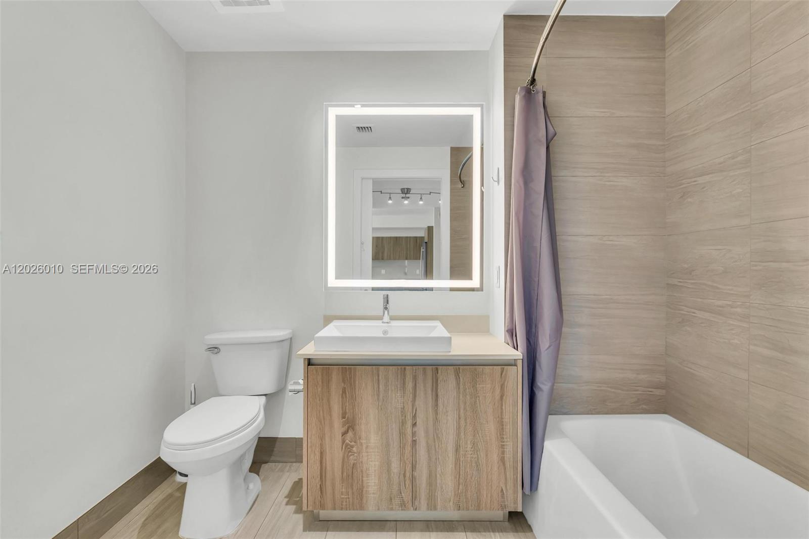 AVENTURA PARKSQUARE RESID - Residential