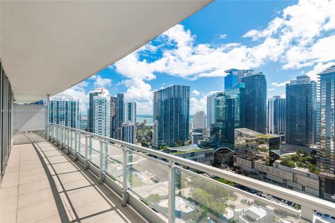 92 SW 3rd St 3503 Miami FL 33130