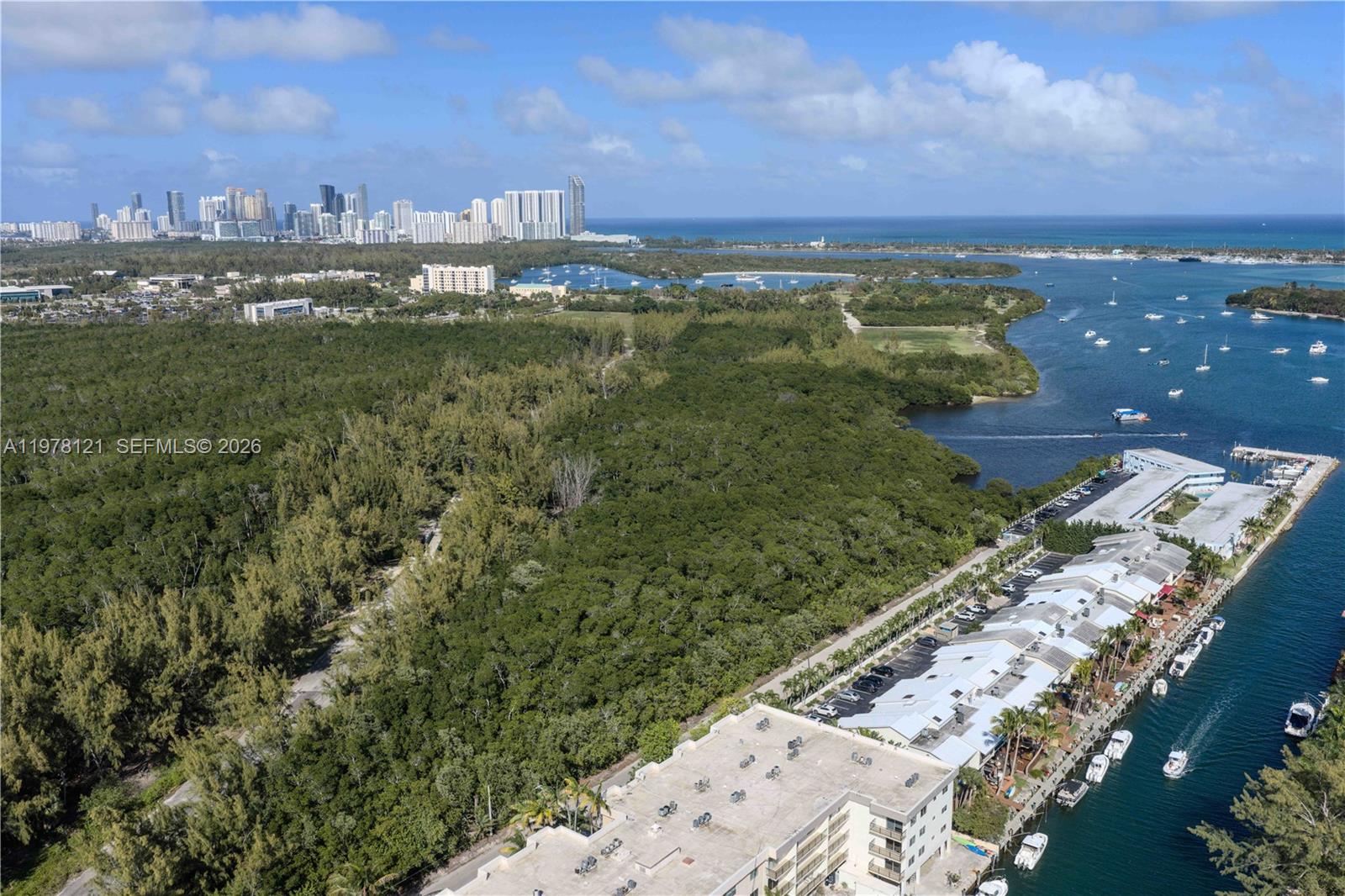 MARINA PARK CONDO PH I - Residential